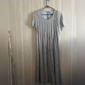 VTG 90s Bentley Sage Green Floral Dress Pleated Chest Plus Size 16 Tie Waist